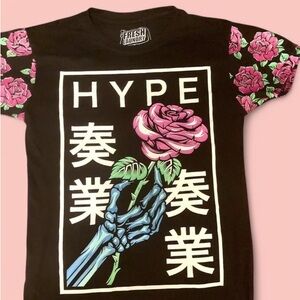 Rose skeleton tee in black and pink!